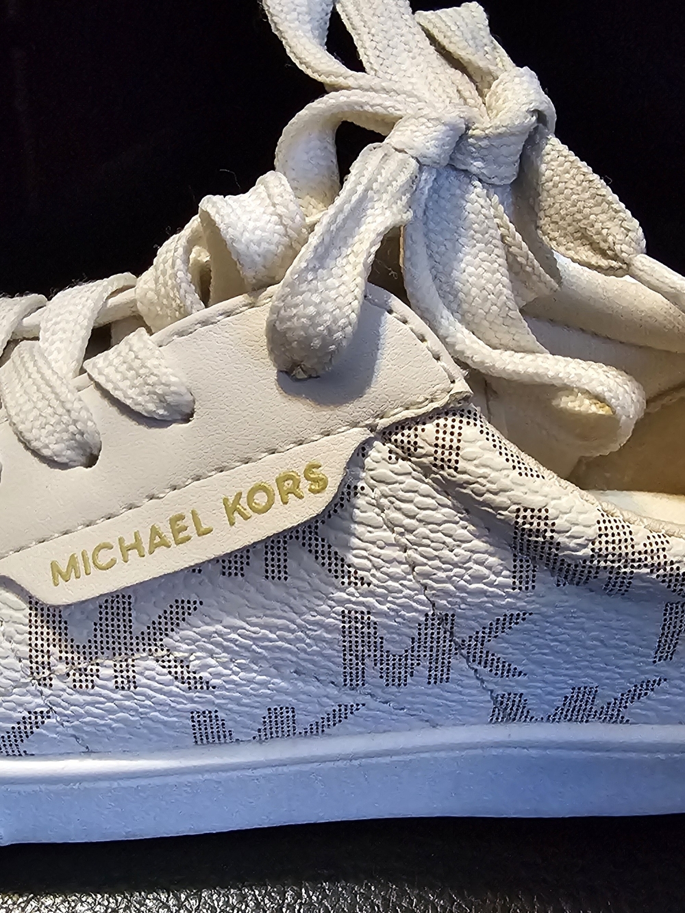 Michael Kors White and Gold Kids MK Logo Low-Top Sneakers